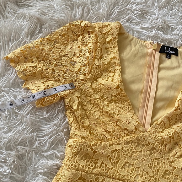 Lulu’s Yellow Lace Dress V-Neck Cocktail Mini Flutter Sleeve Structured Lace S - Picture 12 of 12